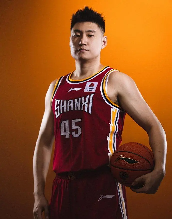 或许有着不, 篮板