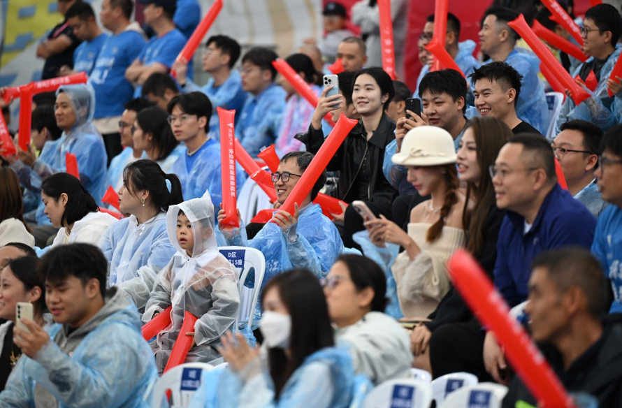 Vnh, 都会引发现